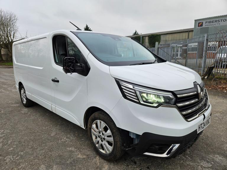 2024 24 RENAULT TRAFIC LL30 Blue dCi 130 Extra Van Damaged Salvage CAT N