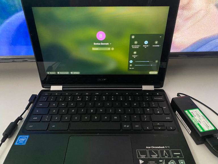 Acer Chromebook R11 touchscreen.