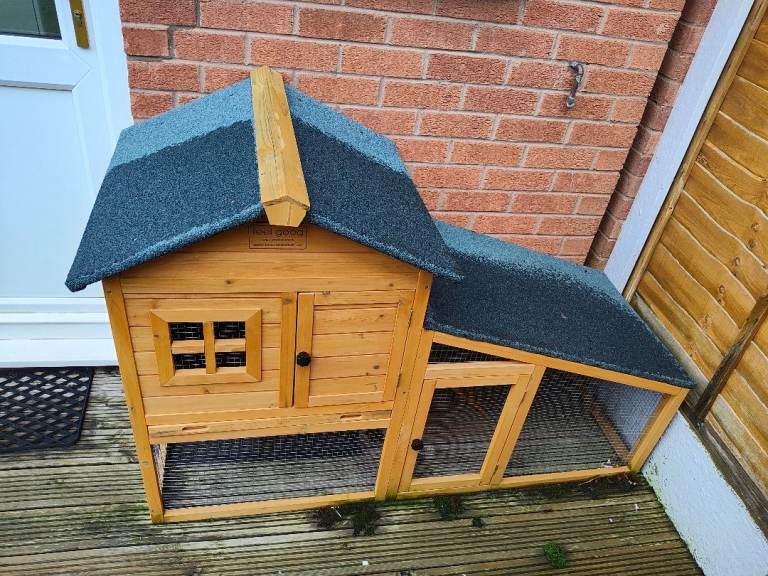 Rabbit hutch 