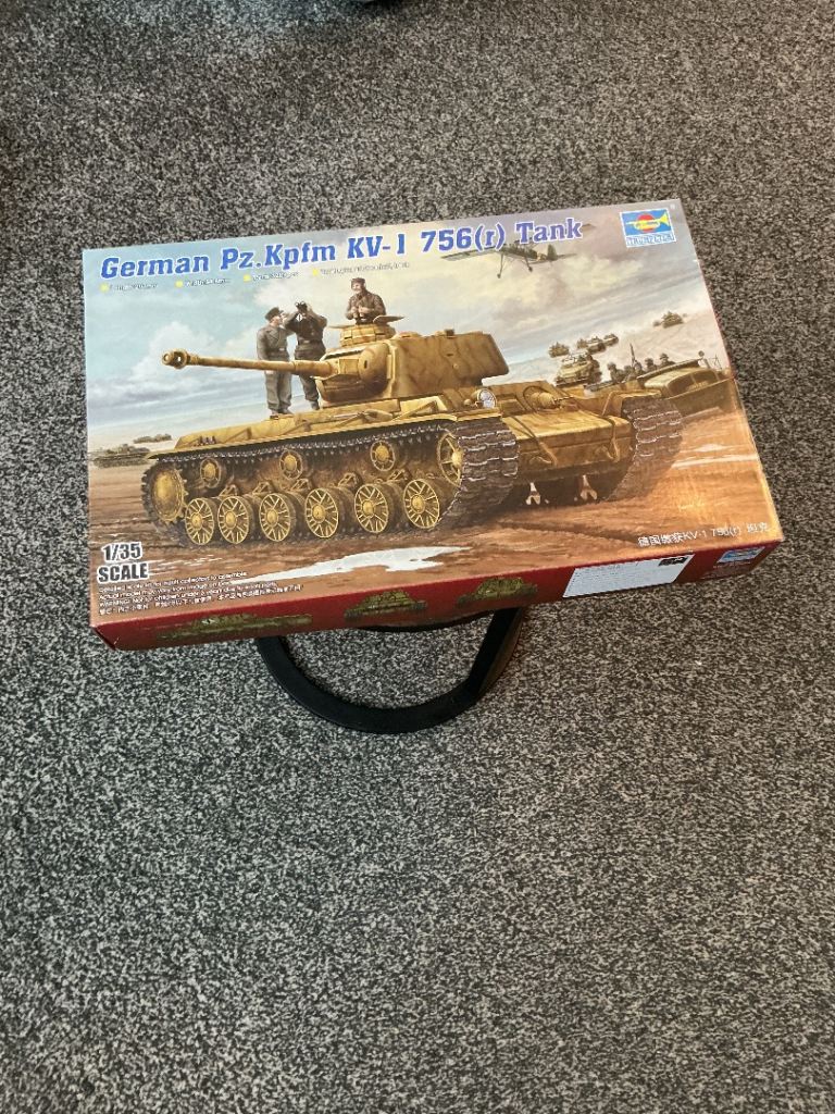 German Pz Kpfw KV-1 756(r) Tank Model Kit – New 1/35 scale, £20.00 for Sale