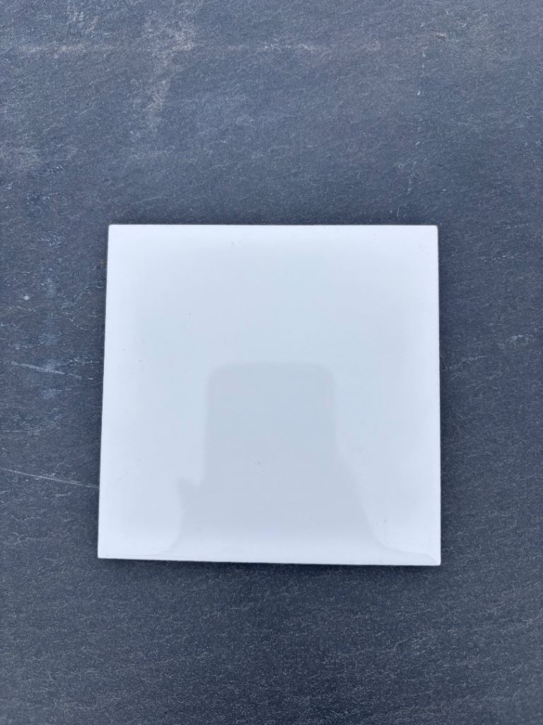 Prismatic PRG1 White Gloss Ceramic Wall Tiles 100x100mm – 2 Boxes (200 Tiles)