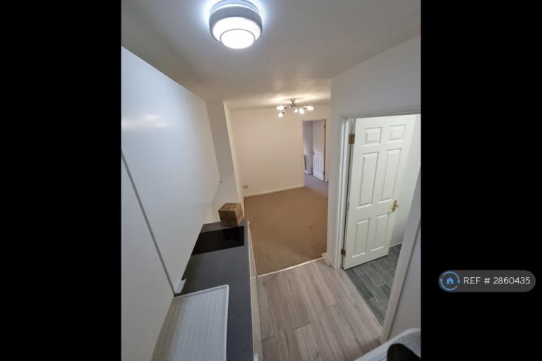 1 bedroom flat in Rivermill, Harlow Essex, CM20 (1 bed) (#2860435)