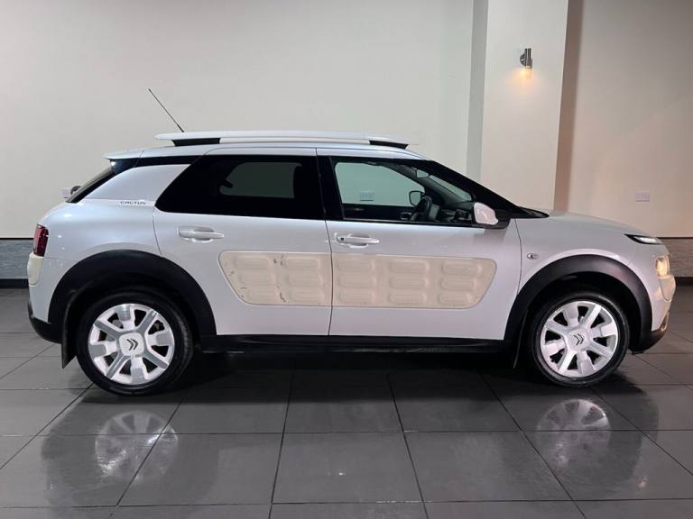 2018 Citroen C4 Cactus 1.6 BlueHDi W Hatchback 5dr Diesel Manual Euro 6 (100 ps) Hatchback Diesel...