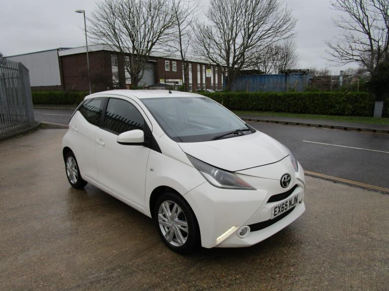 2015 Toyota Aygo 1.0 VVT-i x-pression x-wave 5dr Petrol Manual Euro 5 Euro 5