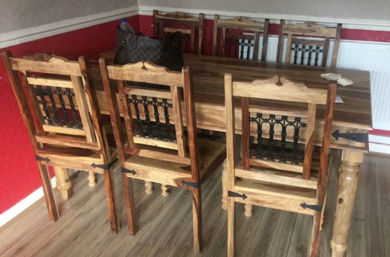 Dining set table and 6 chairs