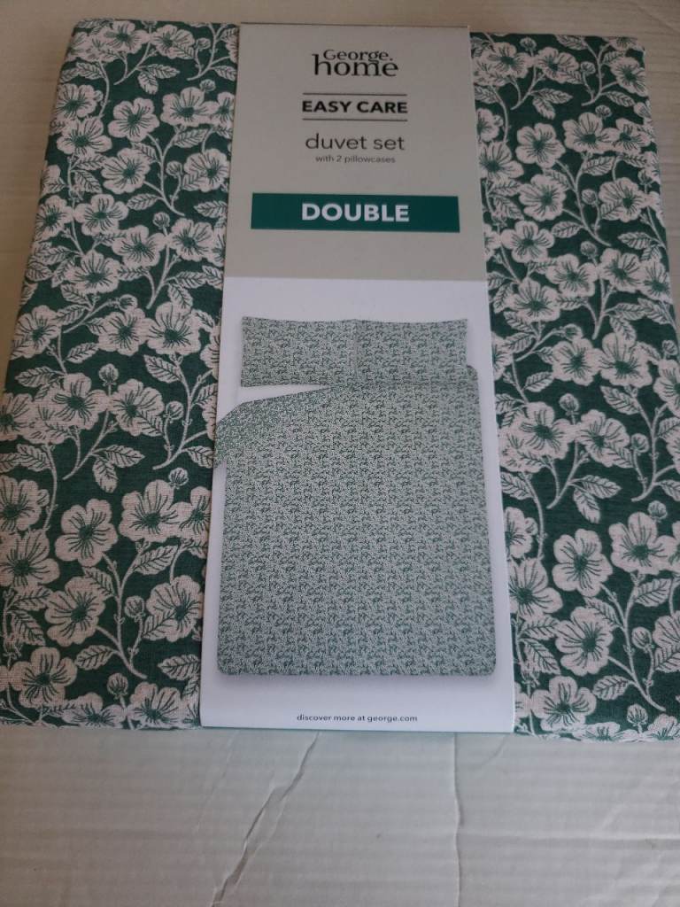 Home Summer Green double duvet set easy care