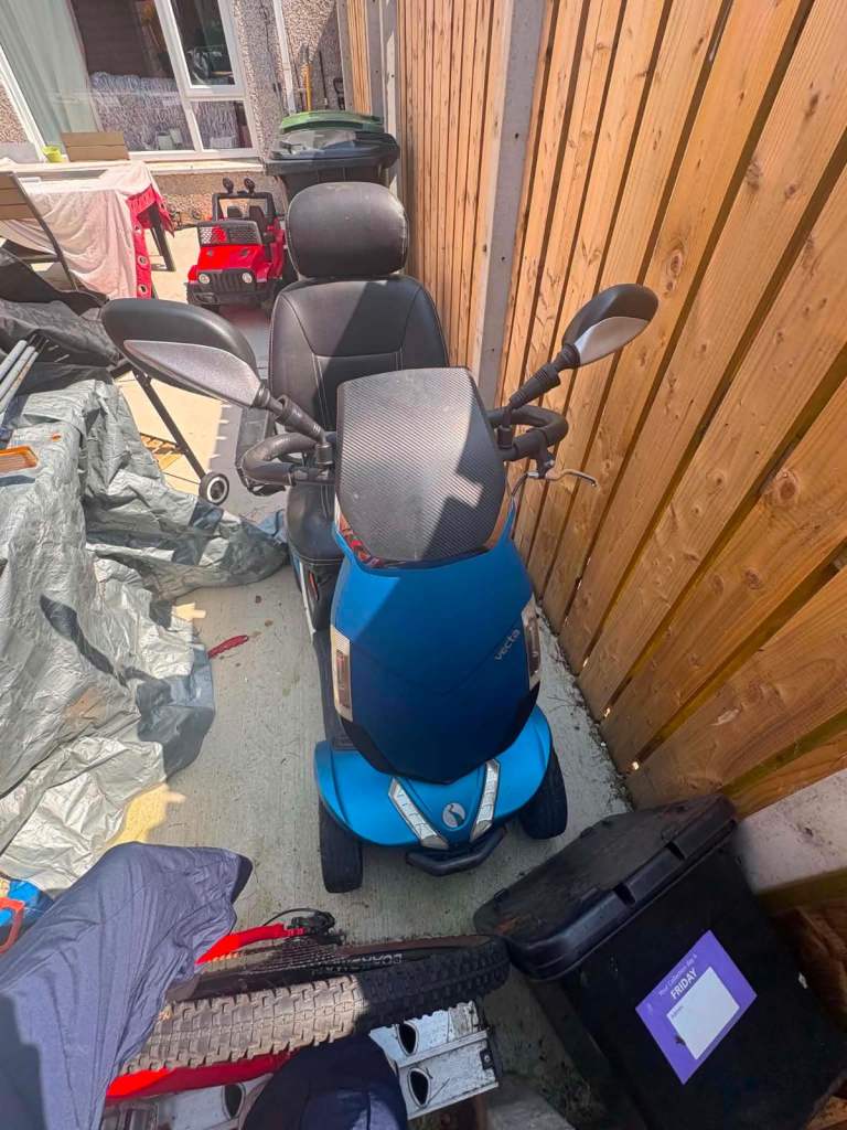 Mobility scooter 