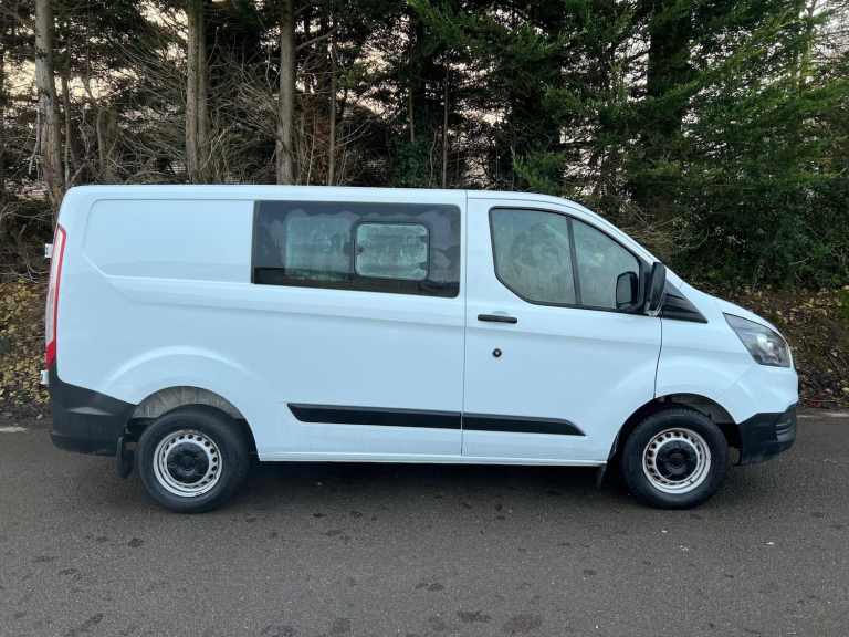 2019 Ford Transit Custom 2.0 TDCi 105ps Low Roof D/Cab Van PANEL VAN Diesel Manual
