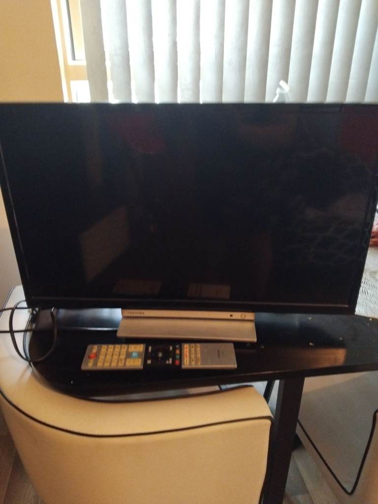 Toshiba 22" smart TV