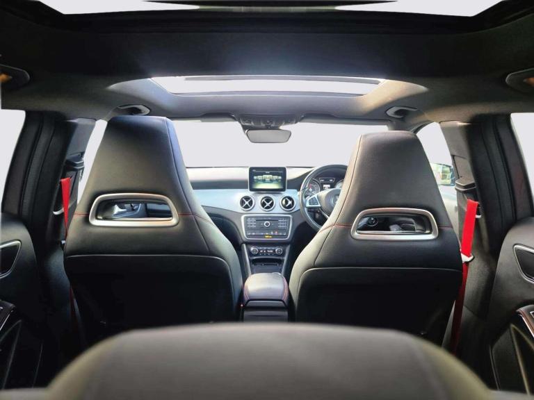 2016 Mercedes-Benz GLA GLA 220d 4Matic AMG Line 5dr Auto [Prem Plus] ESTATE DIESEL Automatic