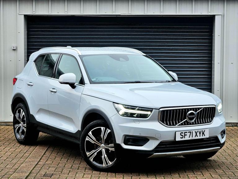 2021 Volvo XC40 2.0 B4 MHEV Inscription Pro SUV 5dr Petrol Hybrid DCT Auto Euro 6 (s/s) (19 ESTAT...