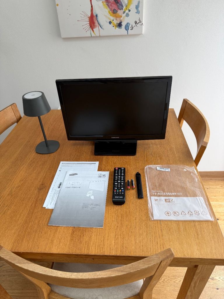 Samsung 19 inch LED television