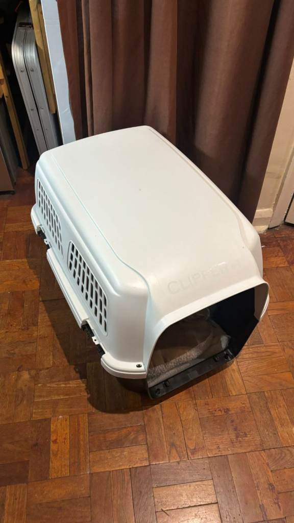 Dog Carrier / Crate IATA Approved (Small Dog)