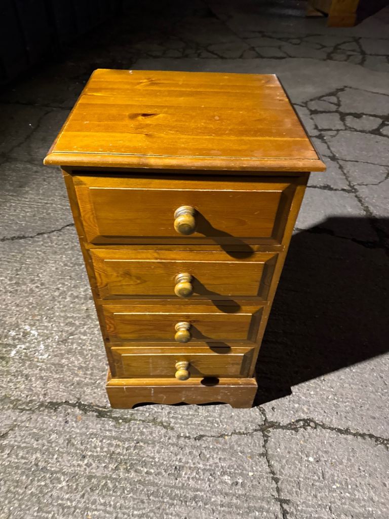 One Pair 2 Bed Sides Table 