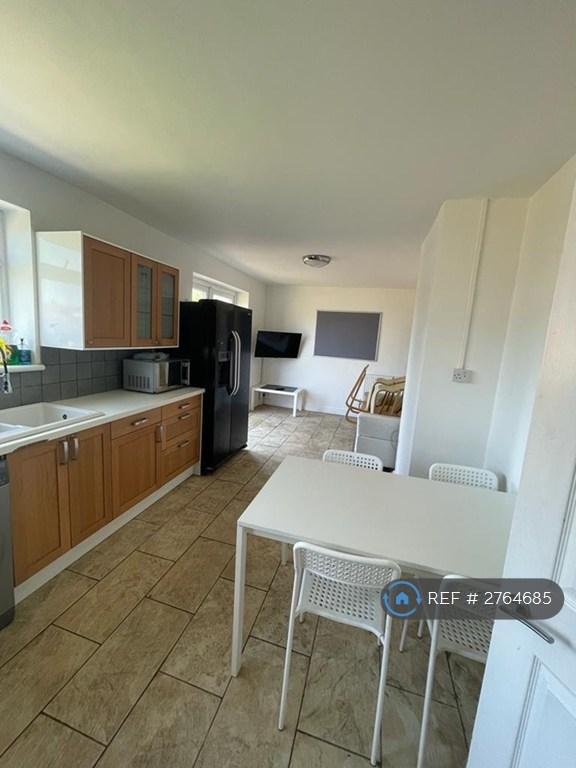 1 bedroom in Station Road, Bristol, BS34 (#2764685)