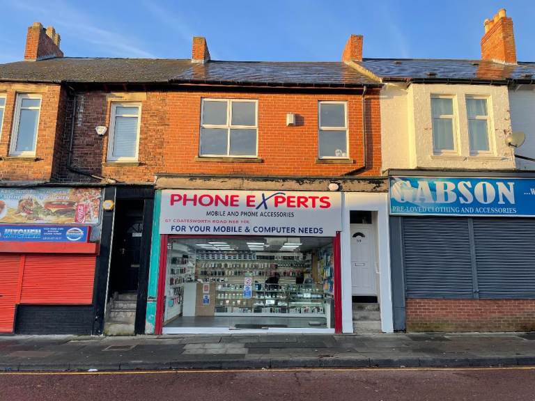 COATSWORTH ROAD - GATESHEAD - LARGE 2 BED FLAT TO LET - UC WELCOME - NO BOND