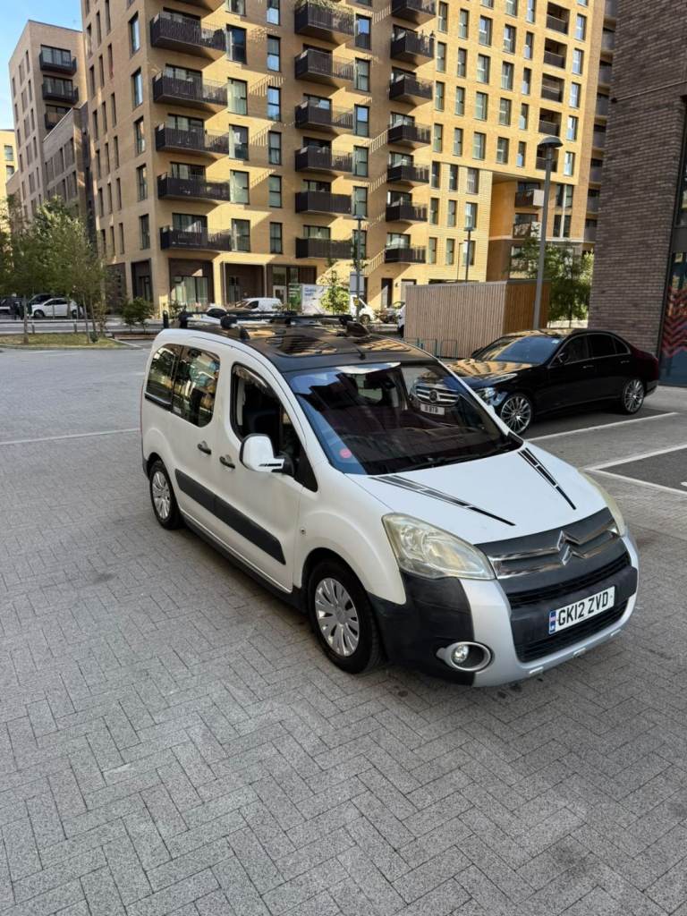 Citroen, BERLINGO MULTISPACE, X-treme,MPV, 2012, Automatic, 1560 (cc), 5 doors, Long Mot