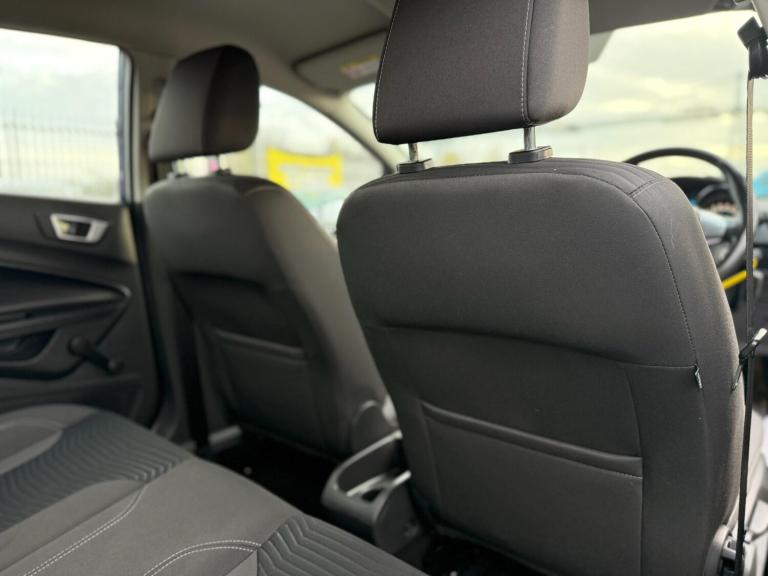 2016 Ford Fiesta 1.0 EcoBoost Zetec 5dr HATCHBACK PETROL Manual