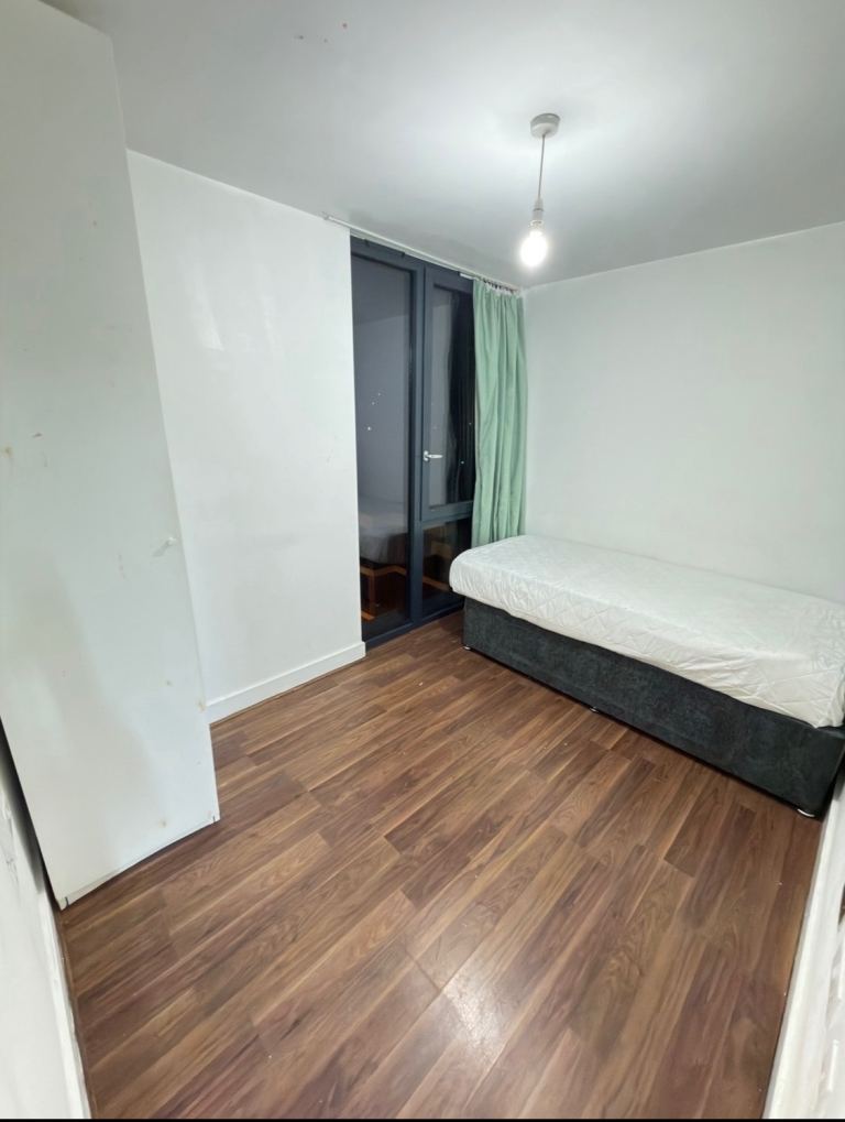 SINGLE ROOM FOR RENT (Greenwich SE10)