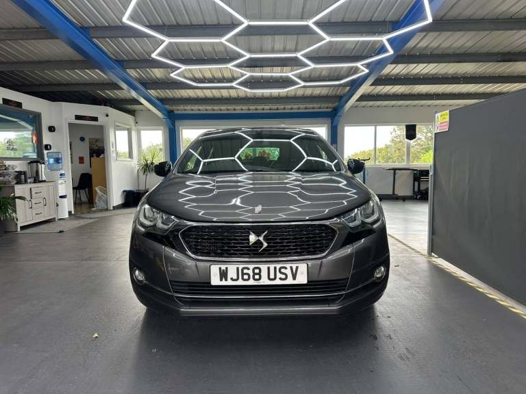 2018 DS Automobiles DS 4 1.2 PureTech Performance Line Hatchback Petrol Manual