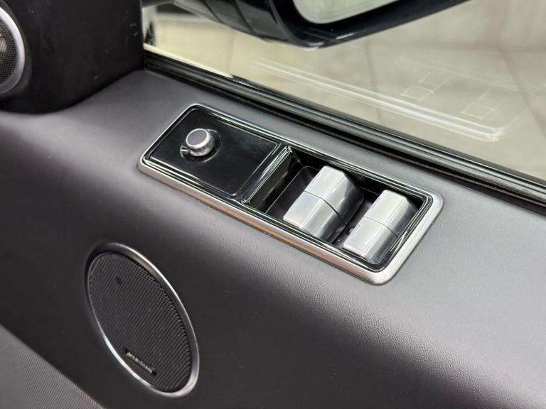 2020 Land Rover Range Rover Sport 3.0 SD V6 Autobiography Dynamic Auto 4WD Euro 6 (s/s) 5dr ESTAT...