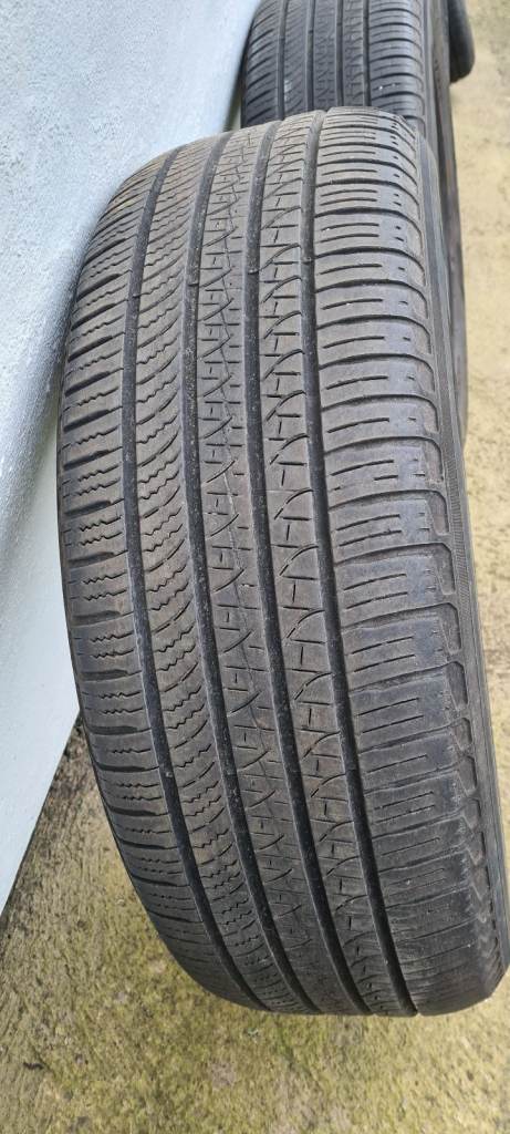 Pirelli Scorpion Zero 255 x 60 R20    for new Defender