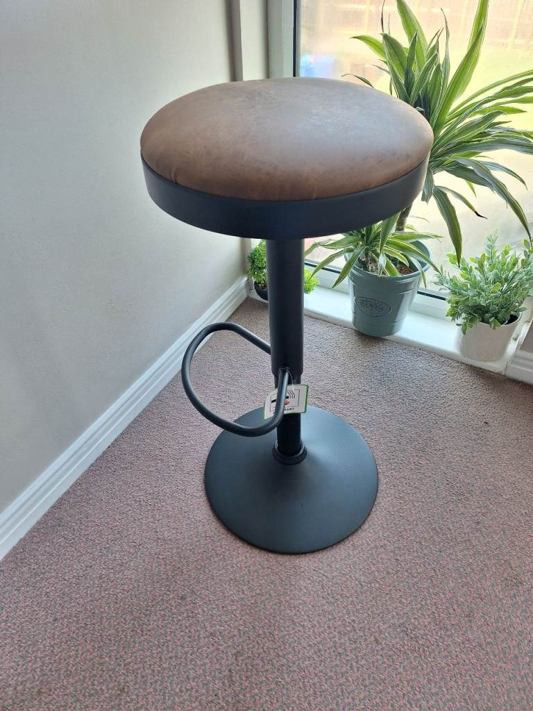 Set of 4 Breakfast Bar Stools