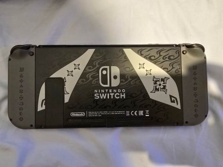 Japanese Monster Hunter Nintendo Switch (English)