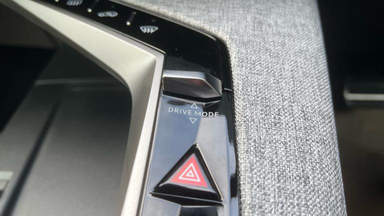 2025 Peugeot 3008 1.2 Hybrid 136 GT 5dr e-DSC6 Petrol Estate Estate Petrol Automatic