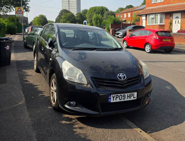 Toyota verso 2009 1.8 petrol 7 seaters manual ulez zones compliant