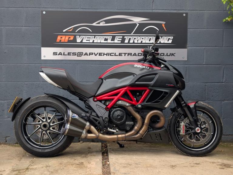 2011 Ducati Diavel Diavel Carbon  Petrol Manual