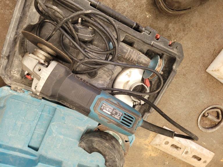 Erbauer angle grinder in good working order