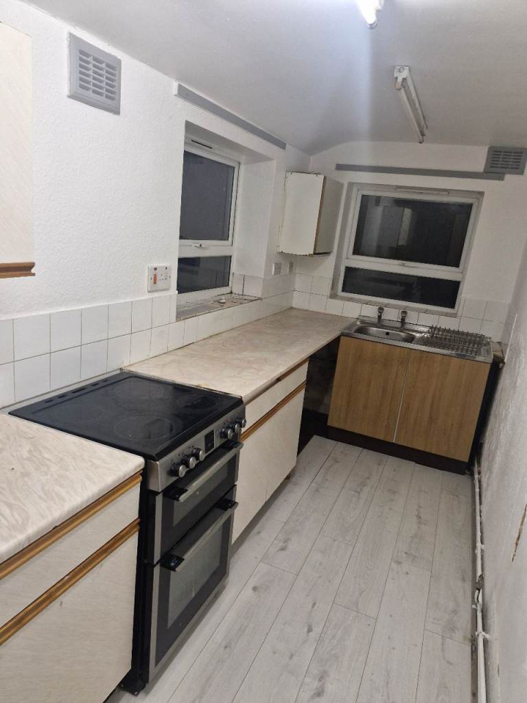 2  bedroom house walsall