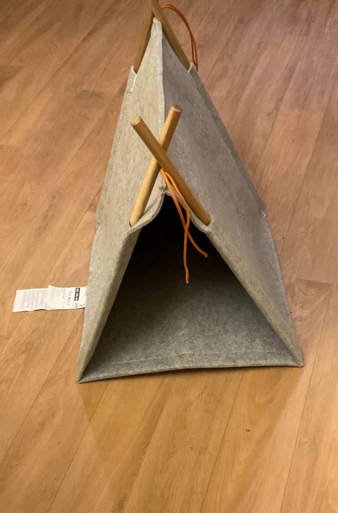 IKEA Utsadd cat house and L shaped layered cardboard cat scratching post