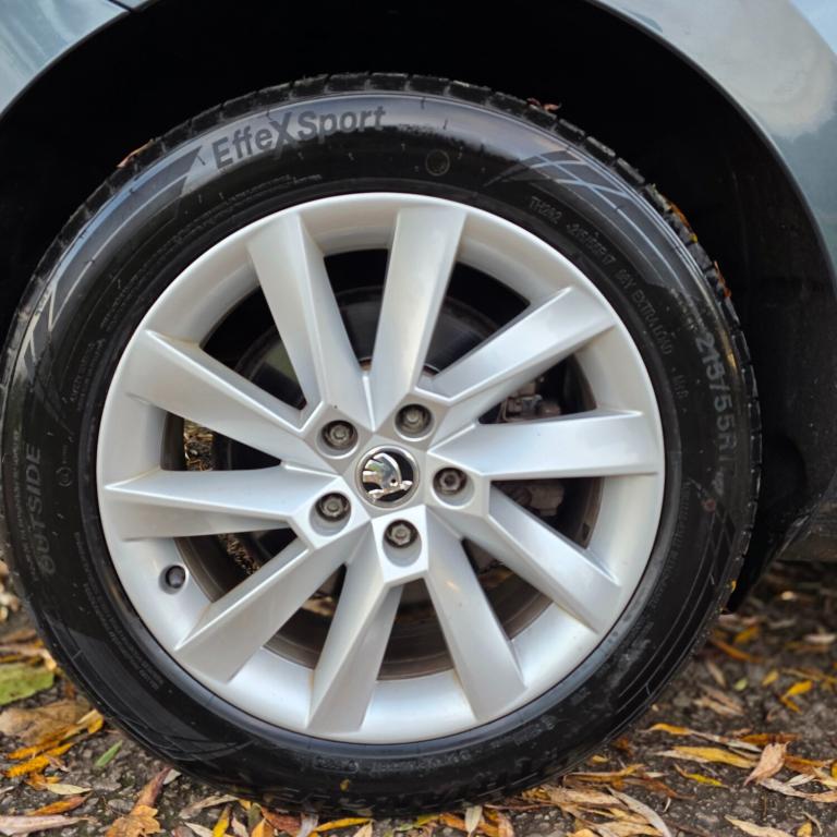 2019 Skoda Superb 1.6 TDI CR SE Technology 5dr DSG ESTATE Diesel Automatic