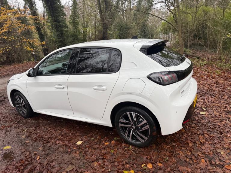 2021 Peugeot 208 1.5 BlueHDi 100 Allure 5dr HATCHBACK Diesel Manual