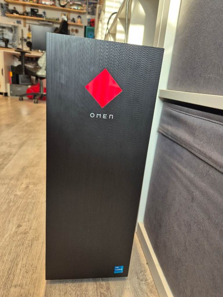 HP OMEN 25L Gaming PC