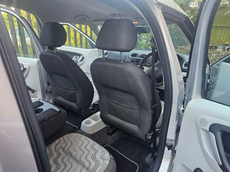 Skoda, ROOMSTER, MPV, 2007, Semi-Auto, 1598 (cc), 5 doors