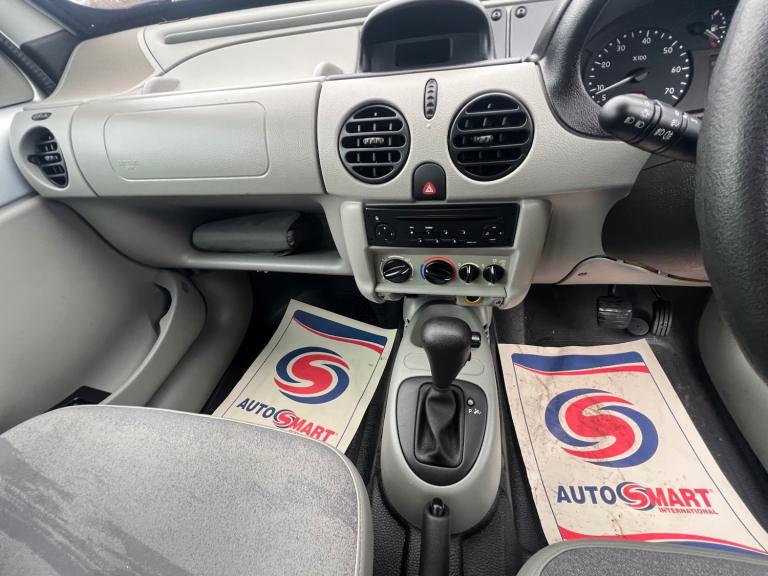 2004 Renault Kangoo 1.6 Expression 5dr Auto MPV Petrol Automatic