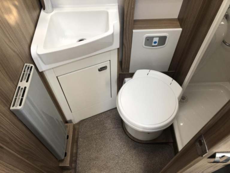 2016 SWIFT BOLERO 612EK 2 BERTH MOTORHOME