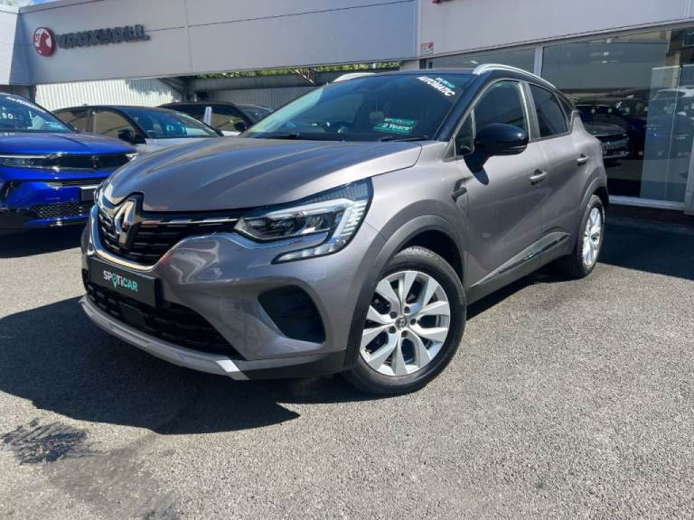 Renault Captur 1.3 TCE 130 Iconic 5dr 7-Speed Automatic 5Dr**SAT NAV+REAR