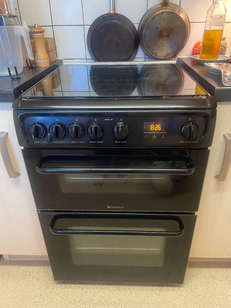 Hotpoint Hagl 60 Gas Oven, Grill & Hobs Freestanding