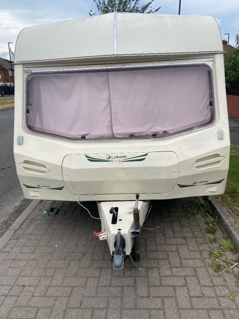 Touring carvan lunar 