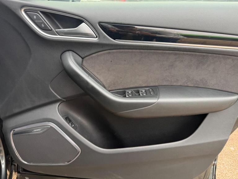 AUDI Q3 1.4 TFSI CoD Black Edition S Tronic Euro 6 (s/s) 5dr 2018