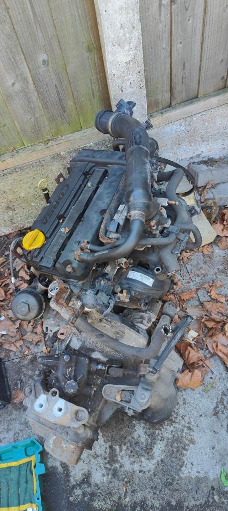 2006 vauxhall Corsa c z12xep 1.2 twinport engine and gearbox used