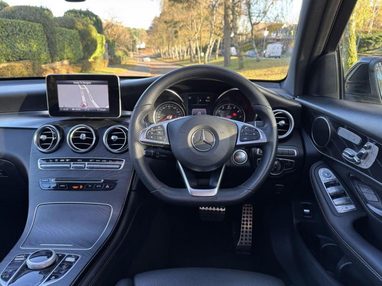 2019 Mercedes-Benz GLC 2.0 GLC250 AMG Line (Premium) SUV 5dr Petrol G-Tronic+ 4MATIC Euro 6 (s/s)...