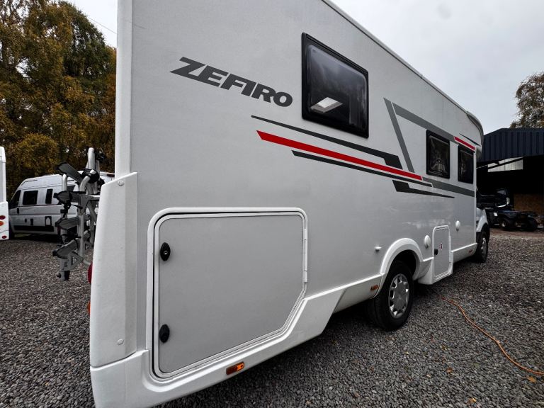 Ford, ROLLER TEAM ZEFIRO 696, 2022, 1995 (cc)