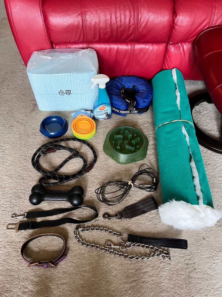 New Fleecy Pet Bed & Other Dog/Puppy Accessories from £1