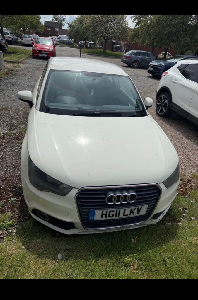 Audi, A1, Hatchback, 2011, Manual, 1598 (cc), 3 doors