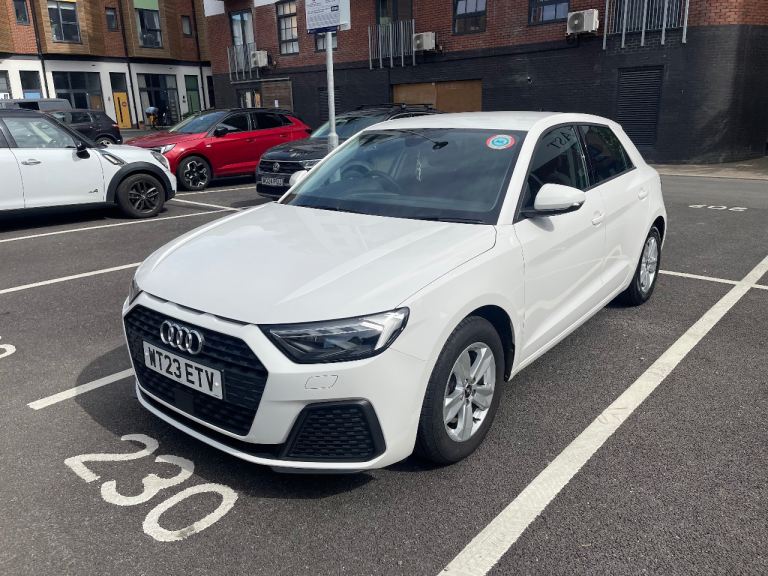 Audi, A1, Hatchback, 2023, Manual, 999 (cc), 5 doors